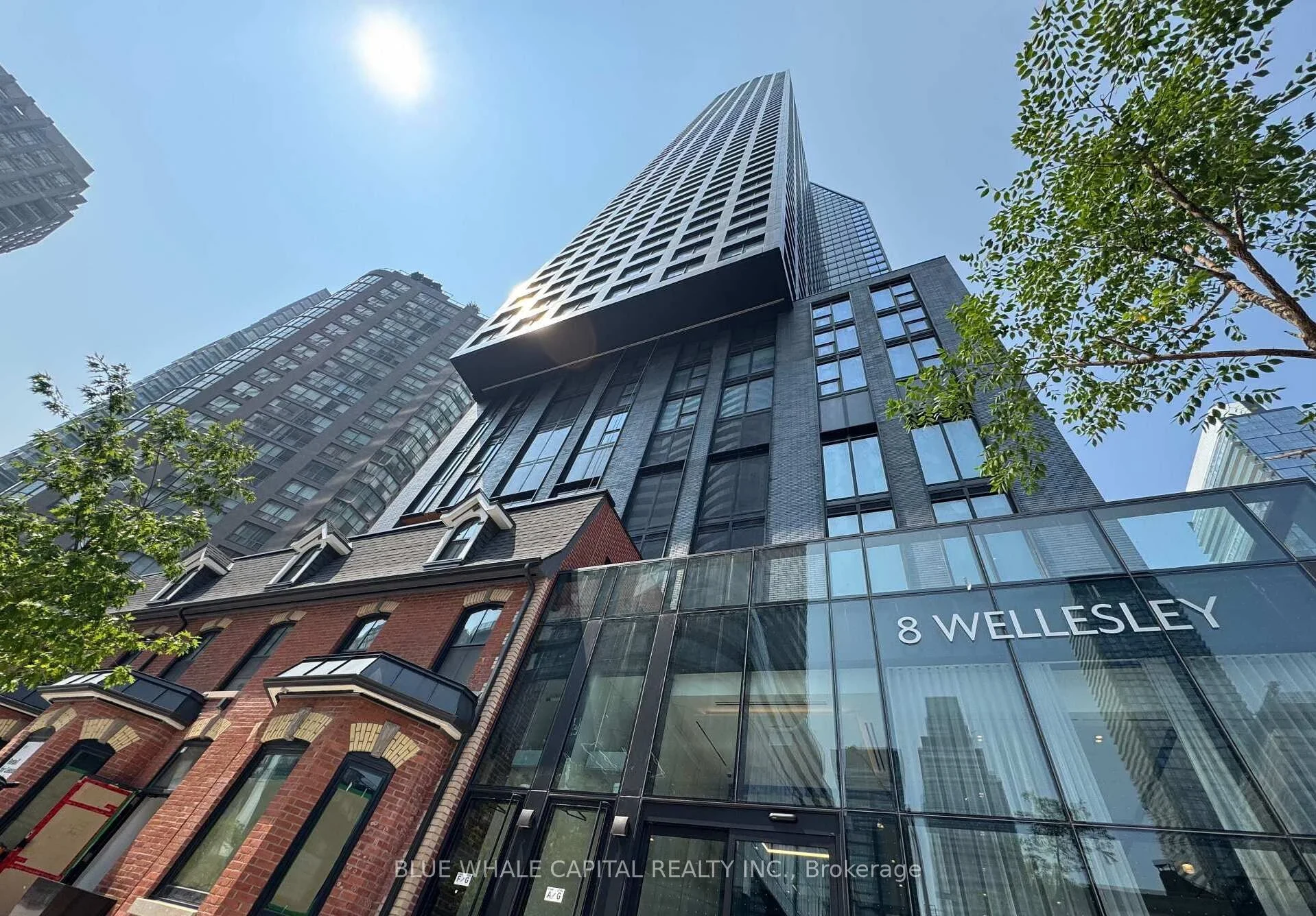Unit 5203 – 8 Wellesley Street W, photo 2