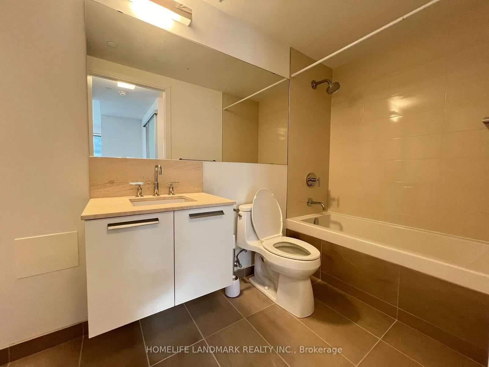 505 - 50 Charles Street E, photo 4