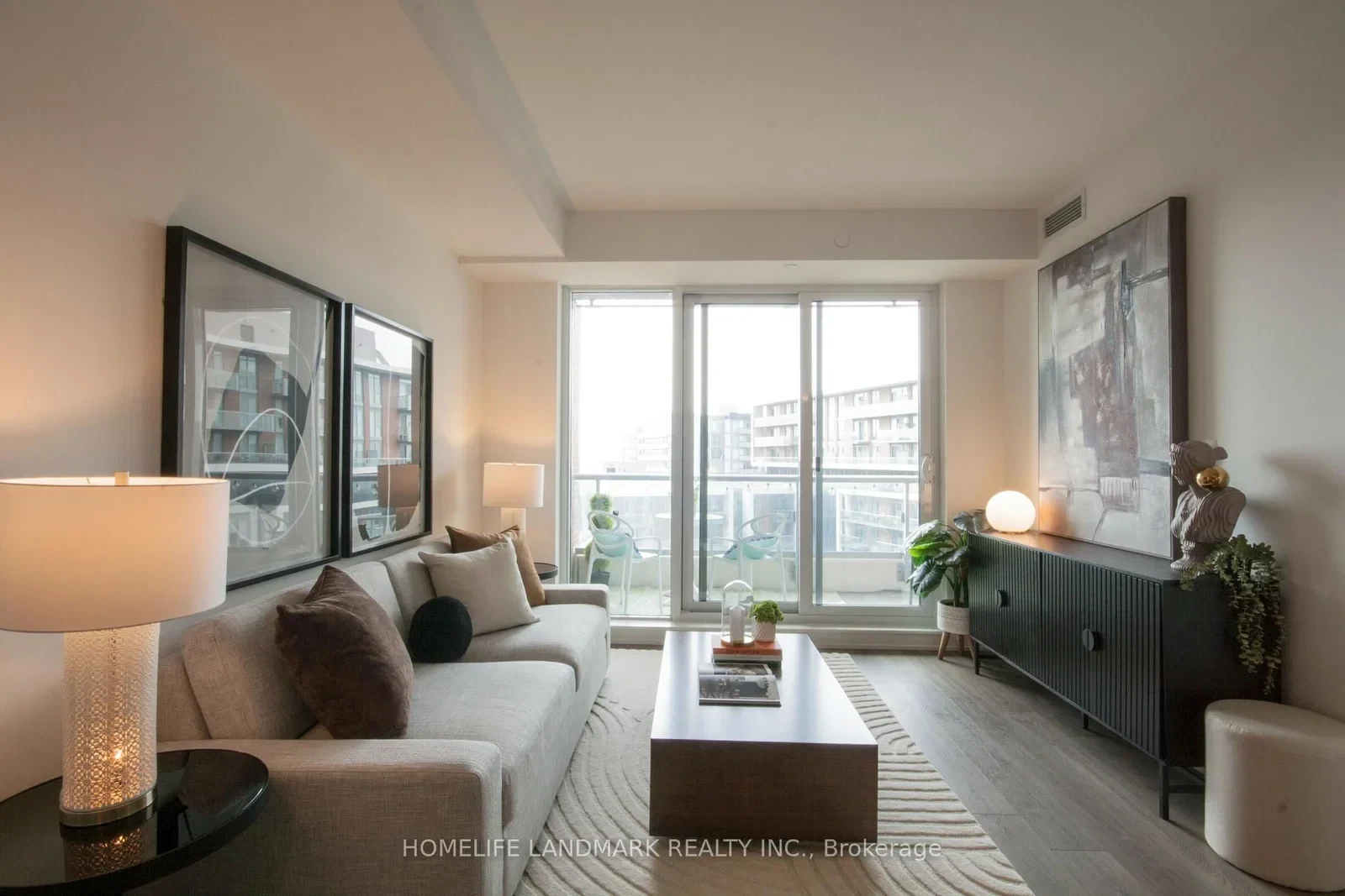 1613 - 292 Verdale Crossing, photo 2
