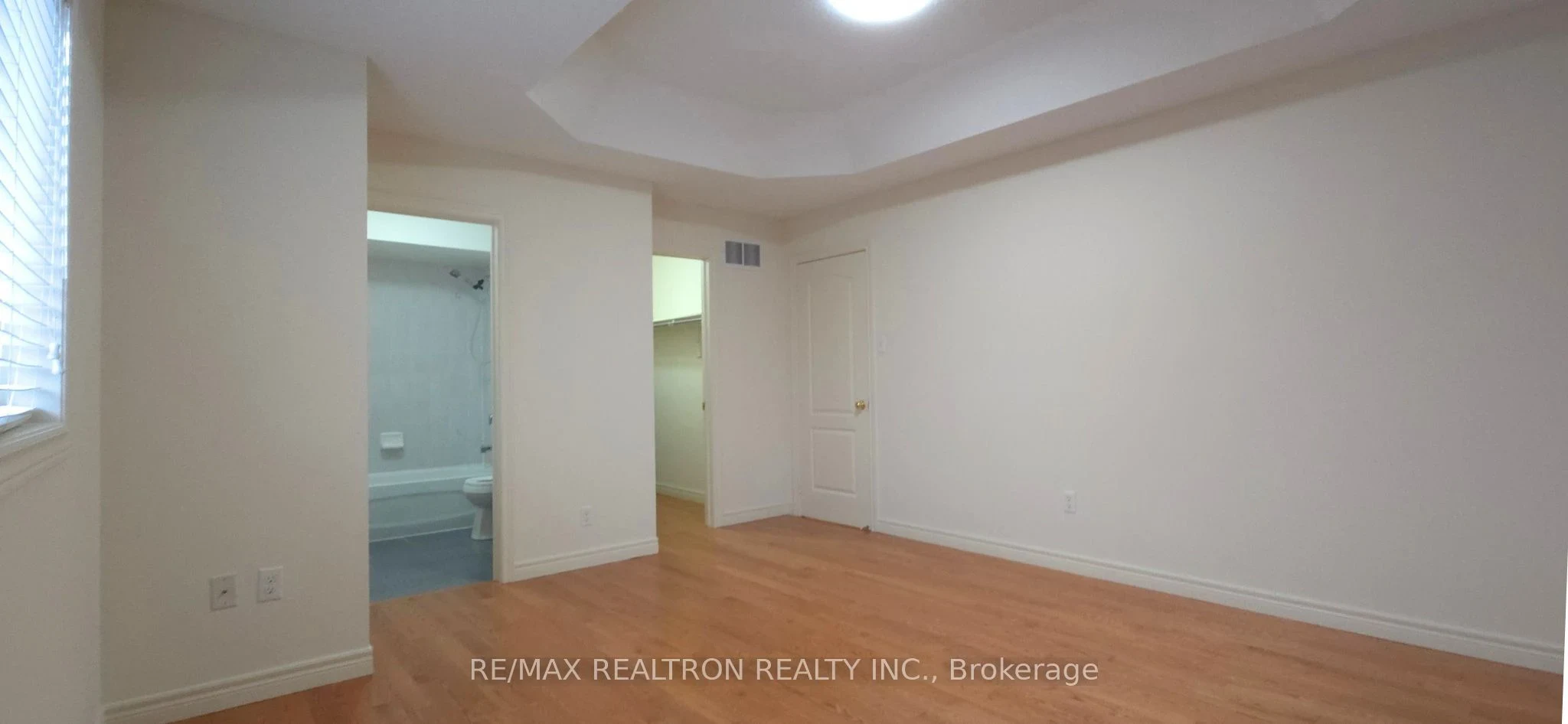 25 Fitzroy Avenue, photo 4