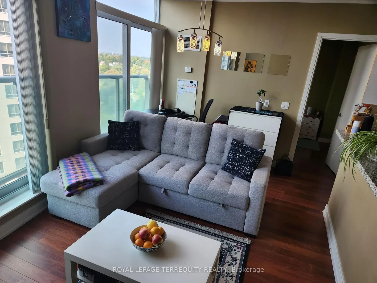 1223 - 238 Bonis Avenue, photo 2