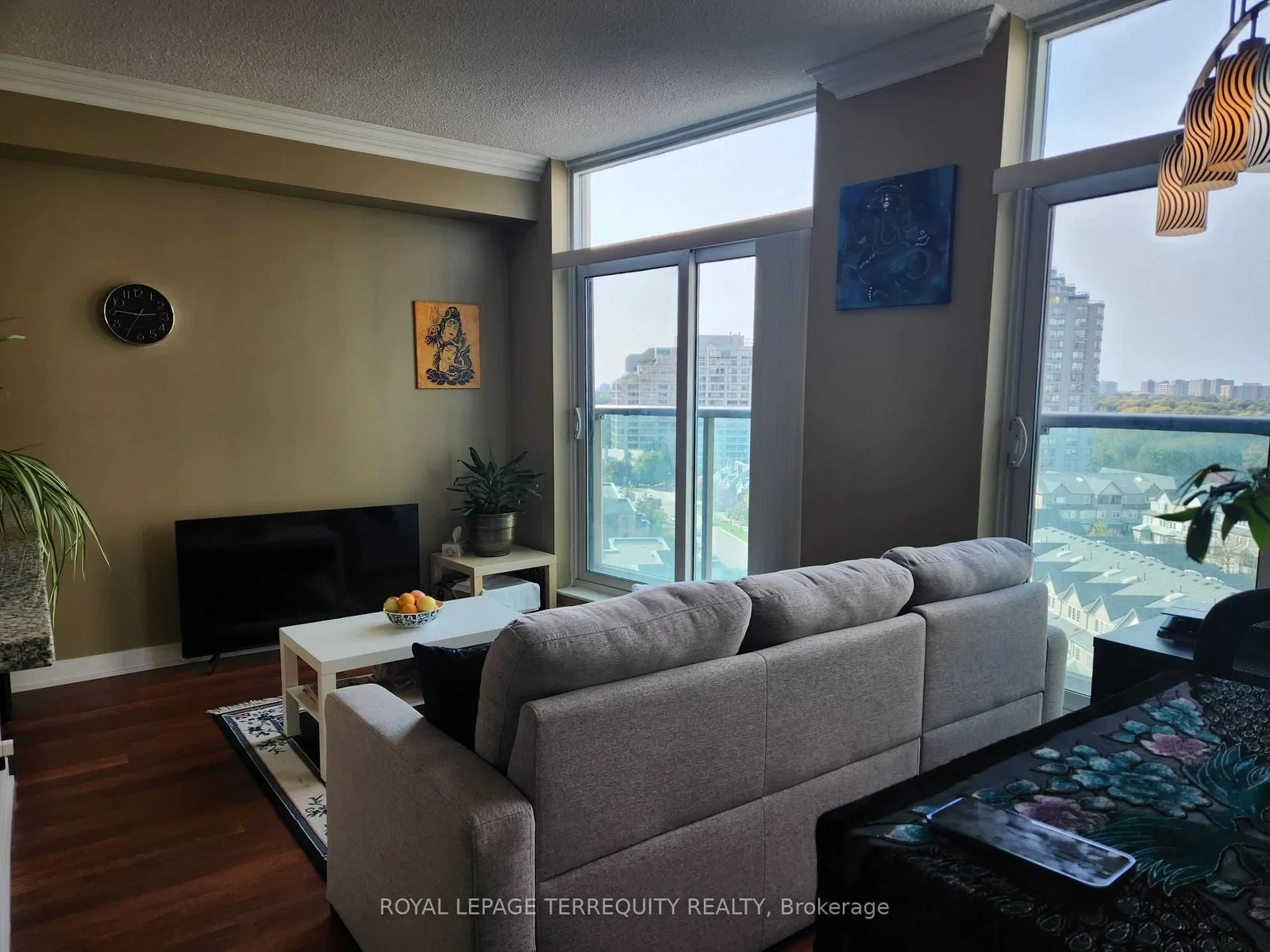 1223 - 238 Bonis Avenue, photo 4